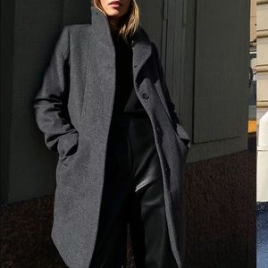 Aritzia cocoon coat XS slate grey